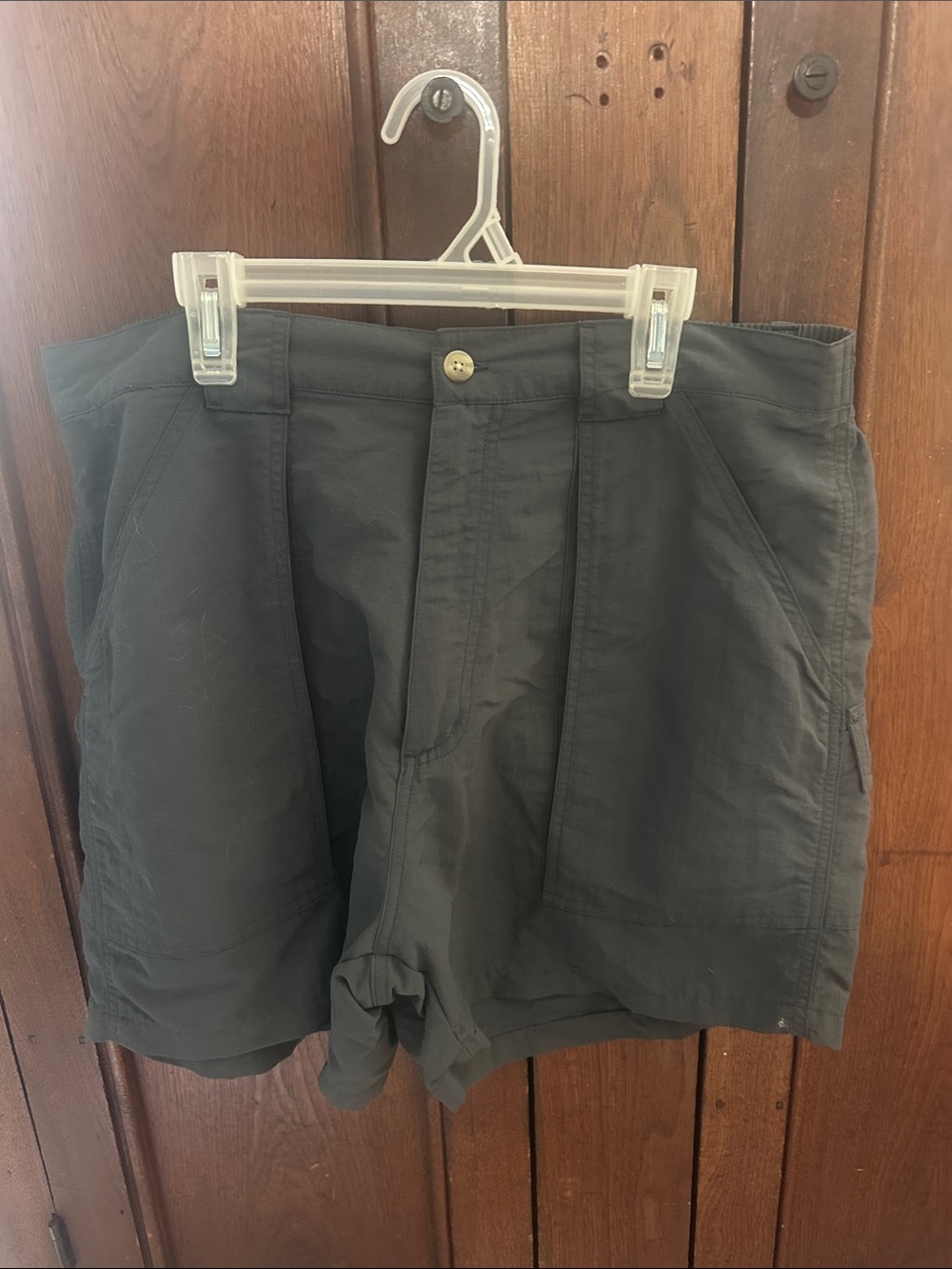 Men's Flat-Front Gray Fishing Shorts